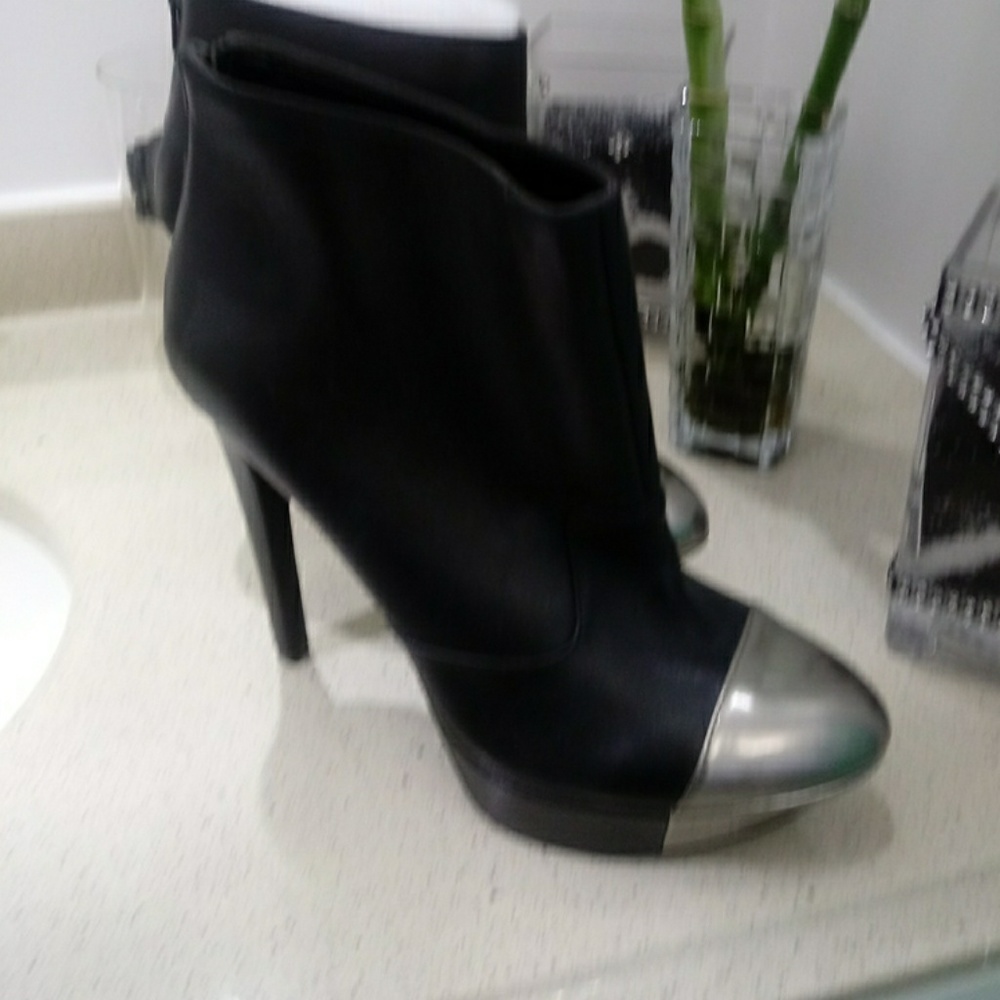 Jessica Simpson booties